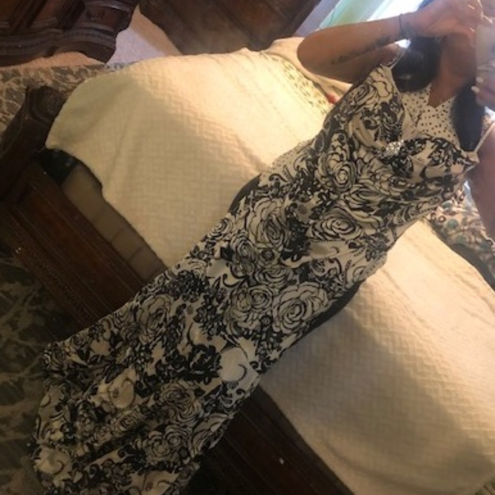 Xscape Dresses |by Joanna Chen BW Satin Size 14